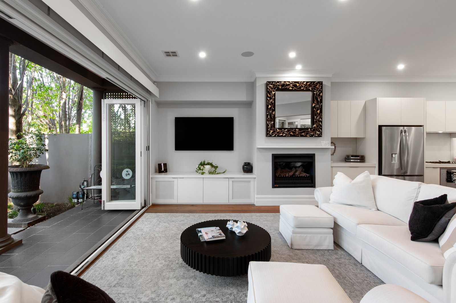 Gallery: 2/30 Grosvenor Street