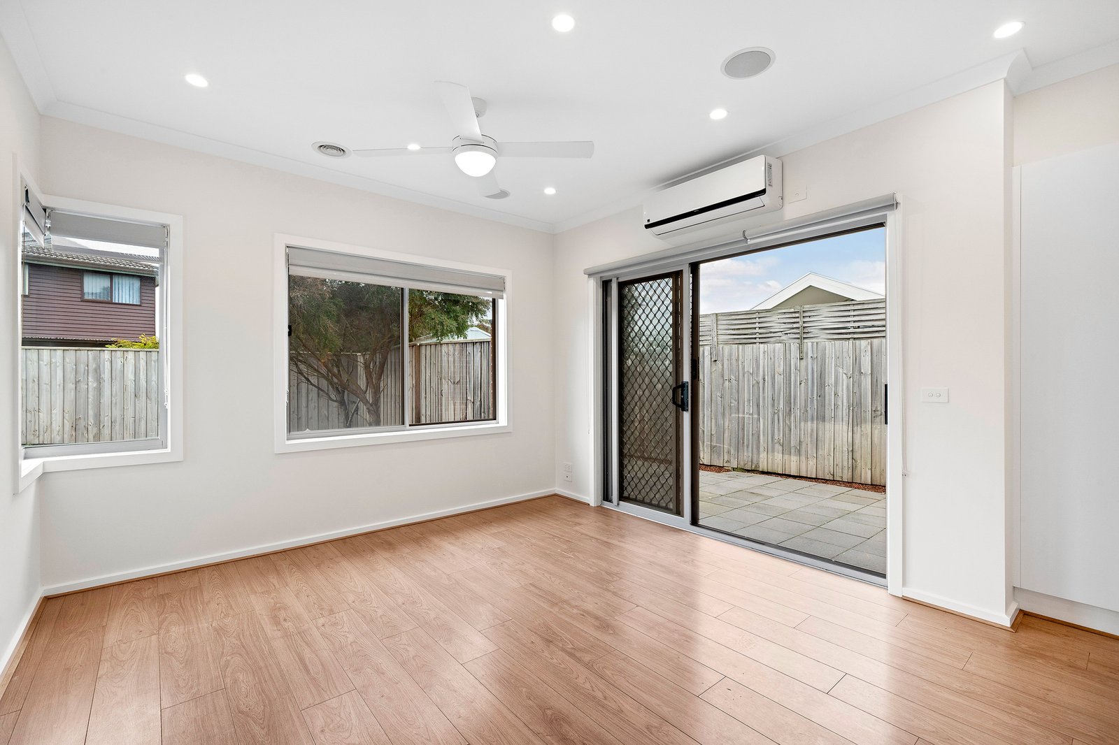 Gallery: 2/30 Hayman Avenue