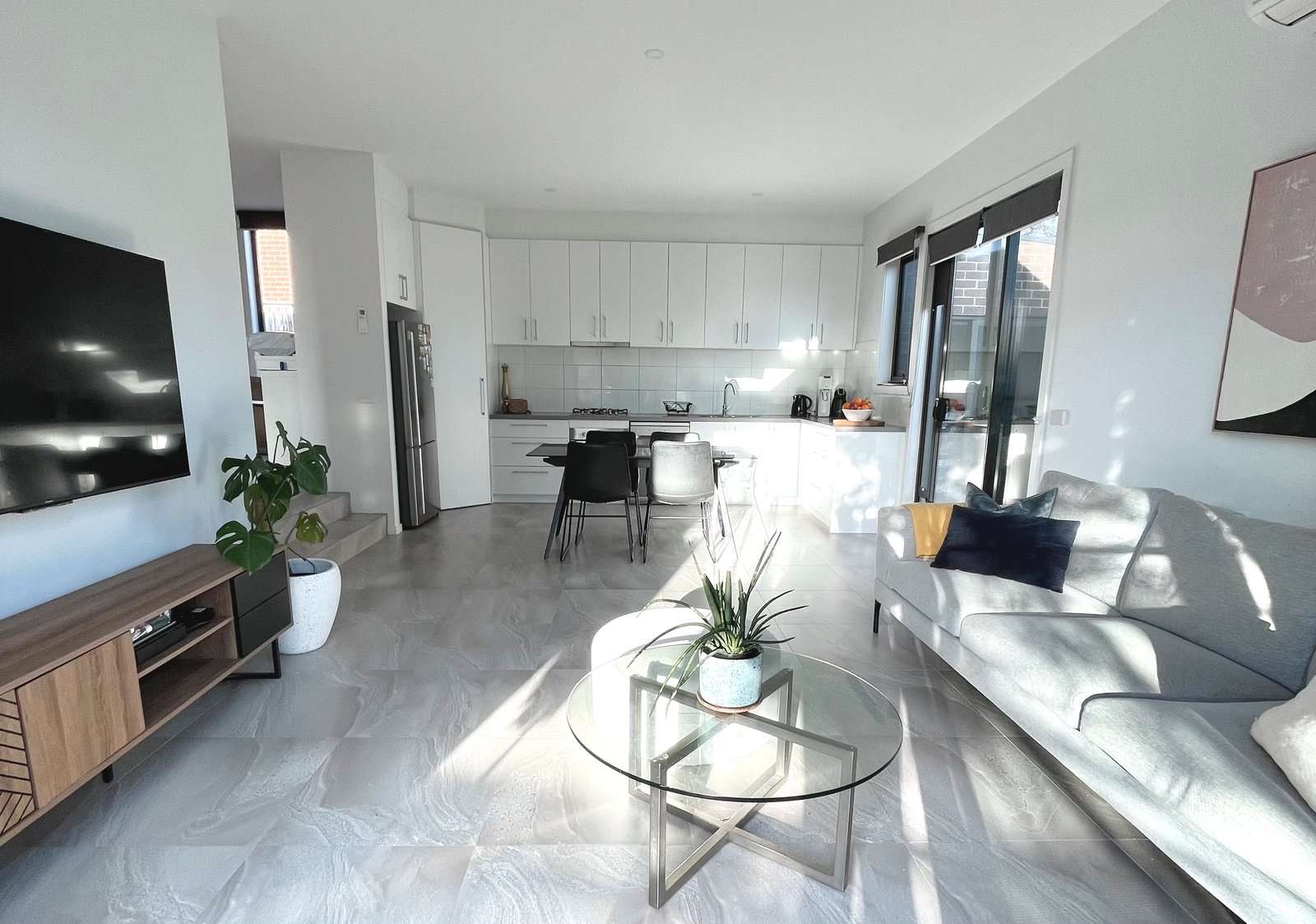 Gallery: 2/30 Mawarra Crescent