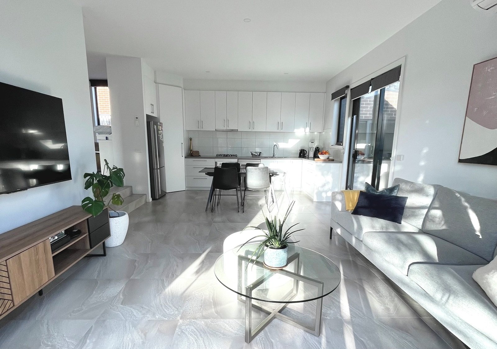 Gallery: 2/30 Mawarra Crescent