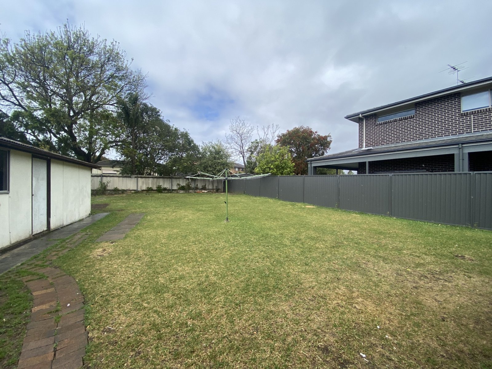 230 Memorial Avenue LIVERPOOL 14