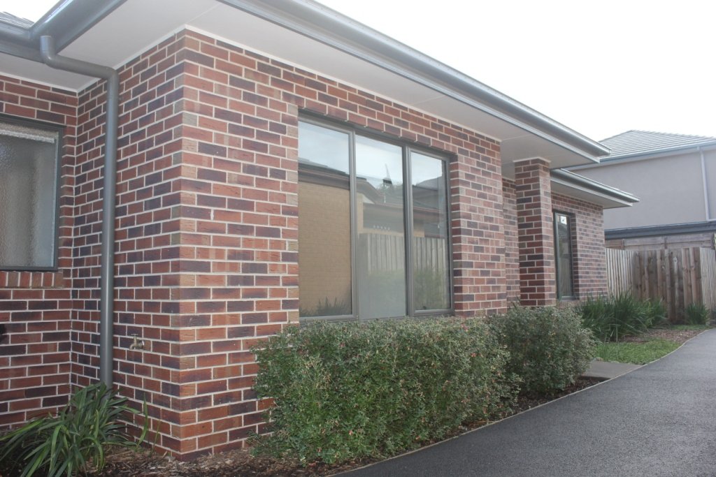 Gallery: 2/30 Myola Street