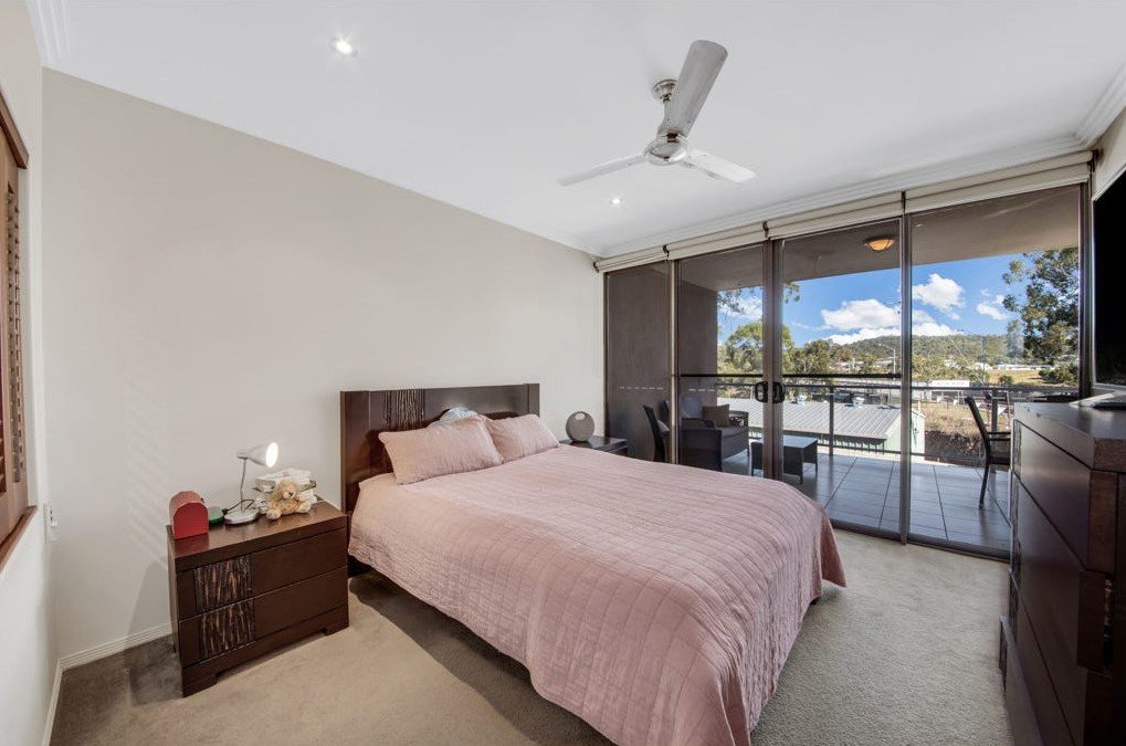 2/30 Parkside Street TANNUM SANDS 7