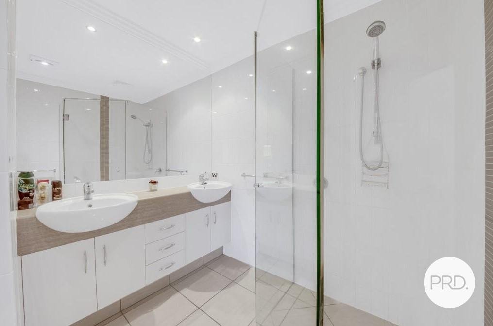 2/30 Parkside Street TANNUM SANDS 16