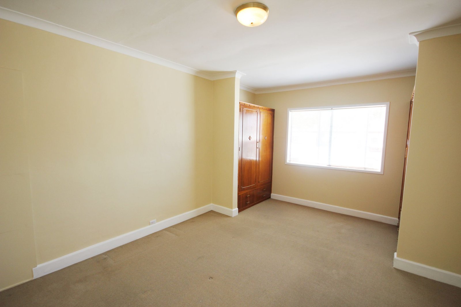 2/30 Percival Street CARLTON 3