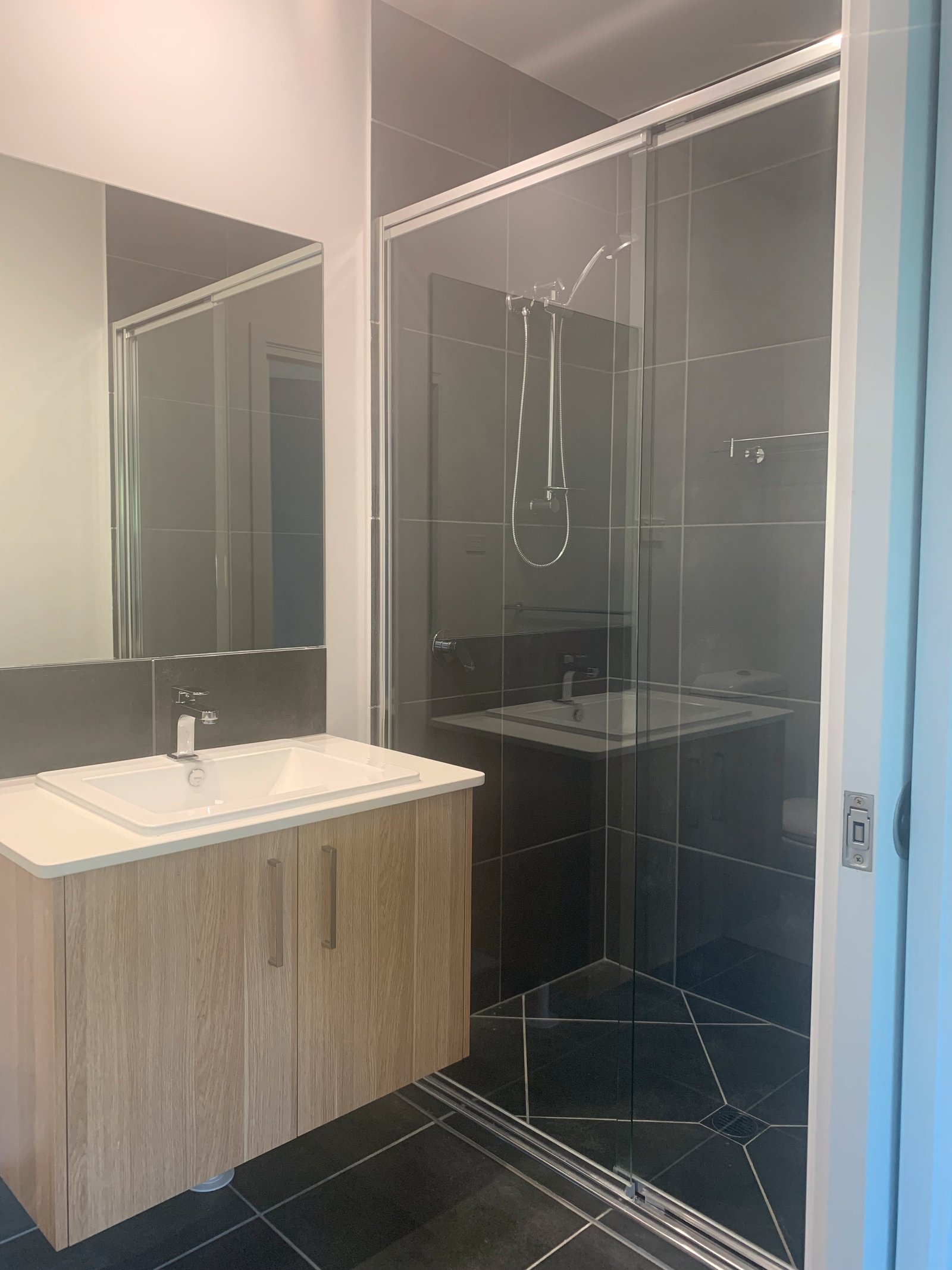 2/30 Pioneer Drive Morisset 16