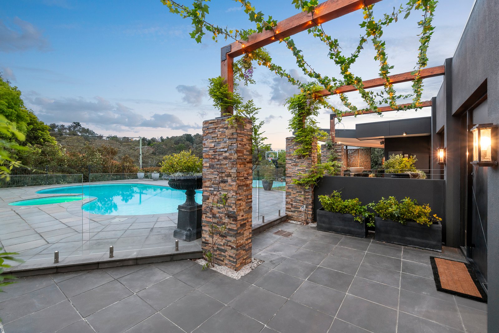 230 Research Warrandyte Road, North Warrandyte, 3113