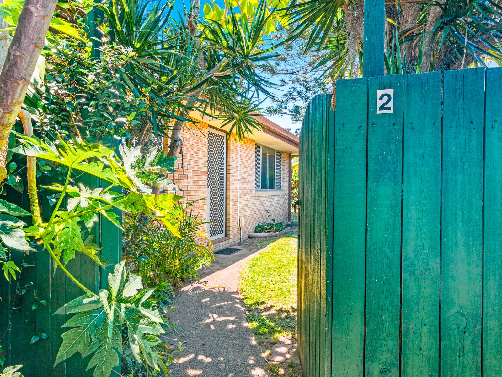 2/30 Sarawak Avenue PALM BEACH 5