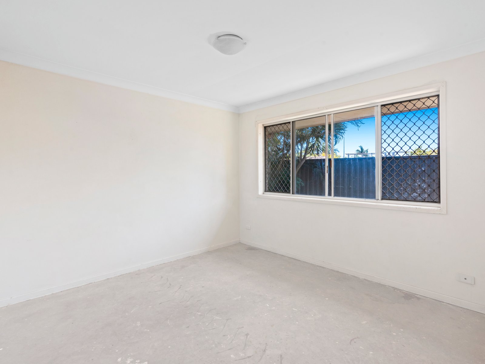 2/30 Sarawak Avenue PALM BEACH 10