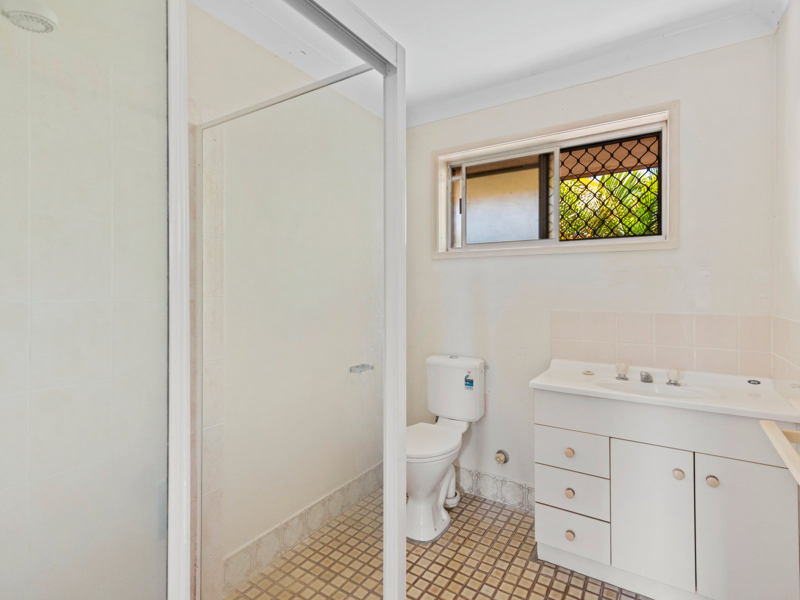 2/30 Sarawak Avenue PALM BEACH 12