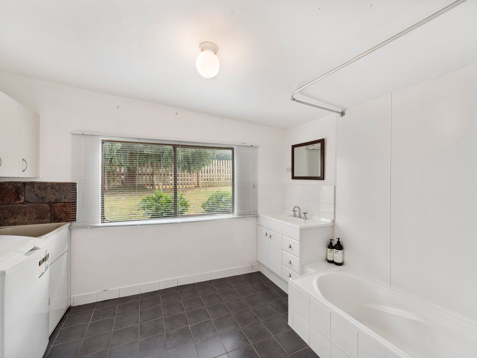 230 Timmsvale Road ULONG 13