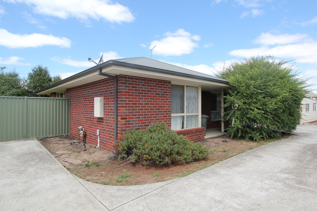 2/30 Victoria Street SEBASTOPOL 1