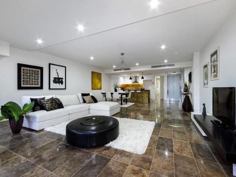 Gallery: 2/301 Beaconsfield Parade