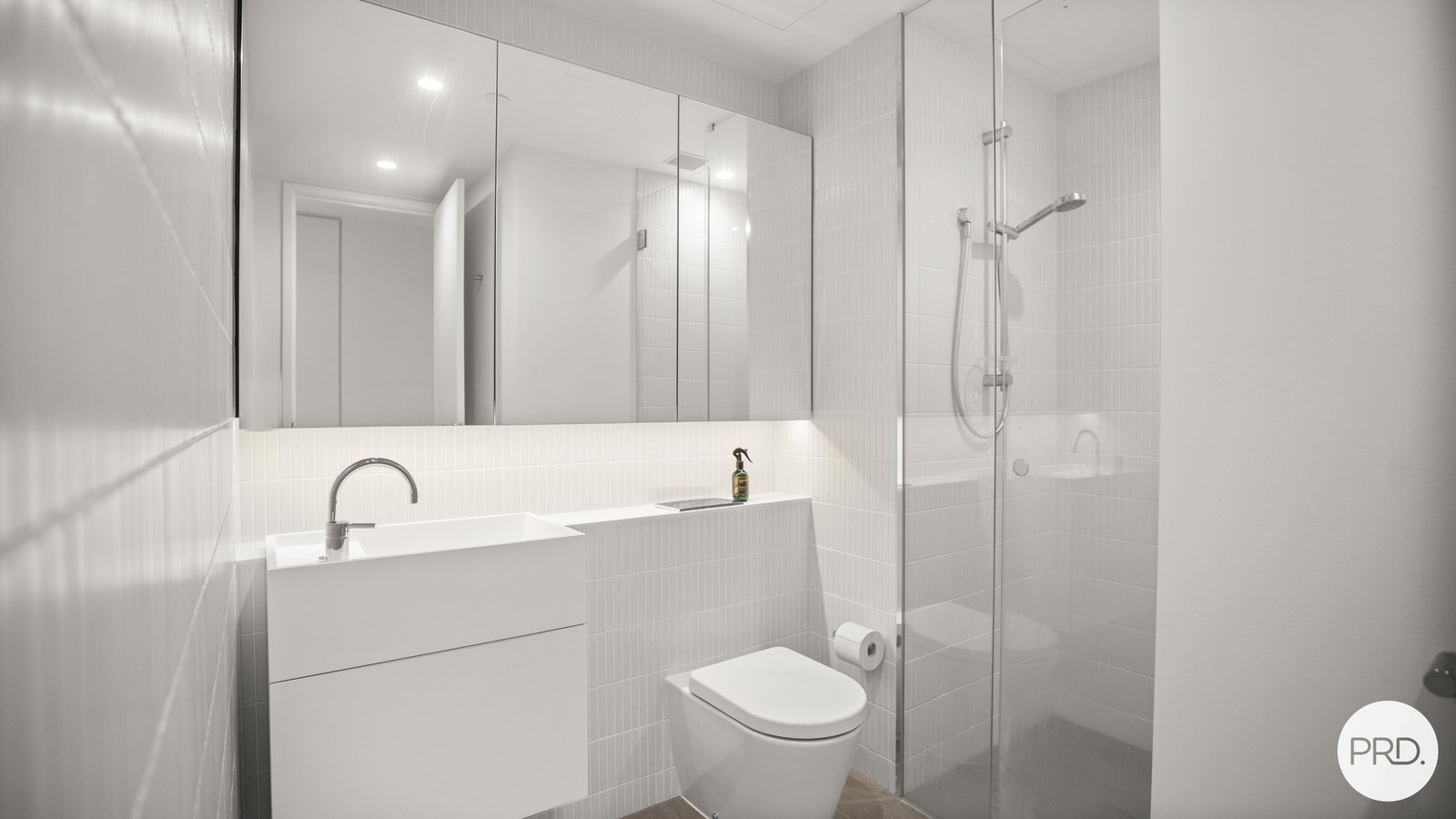 2301/70 Southbank Boulevard SOUTHBANK 3