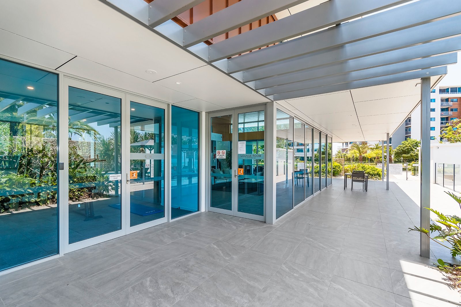 2302/397 Christine Avenue VARSITY LAKES 11