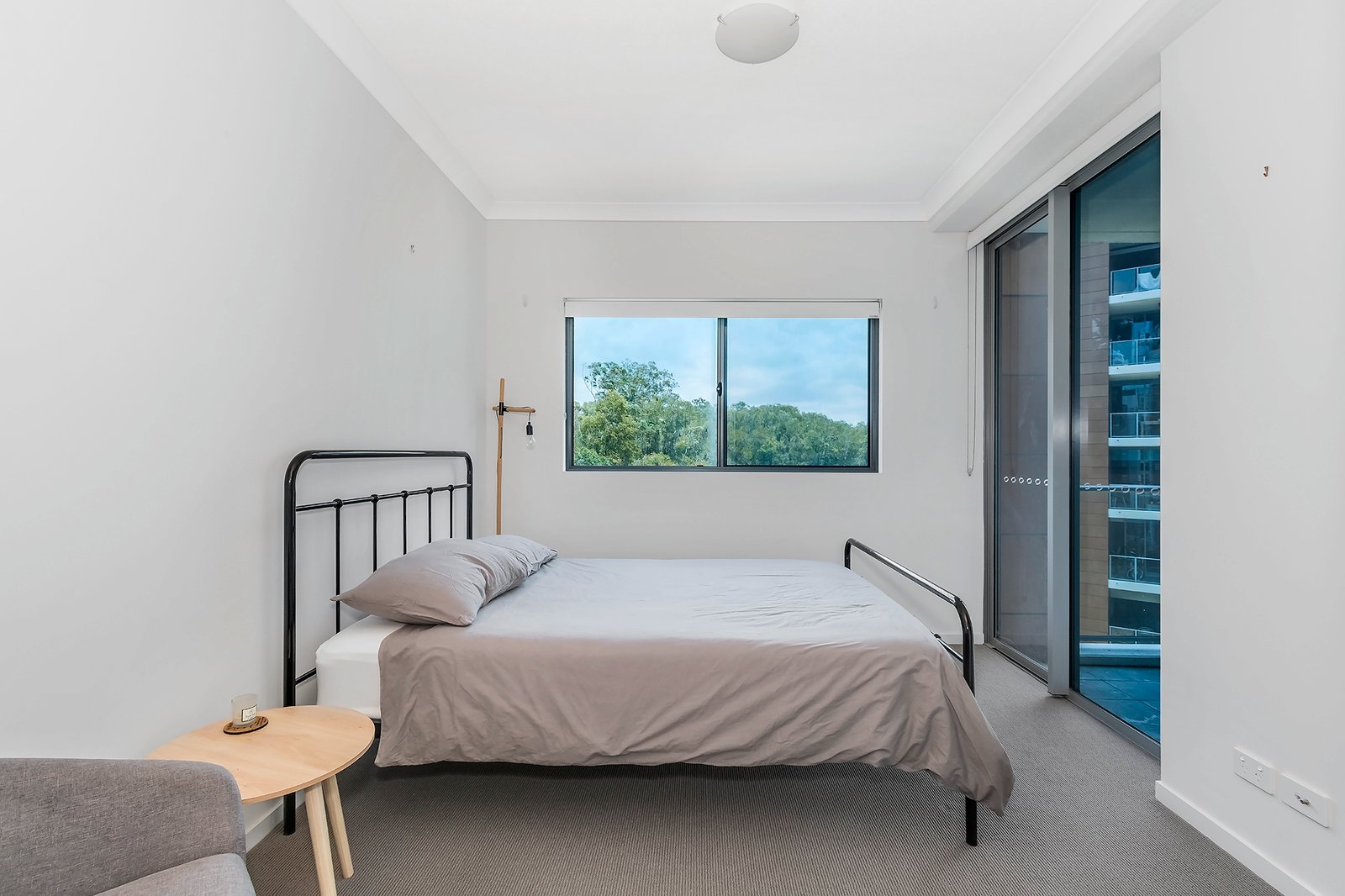 2302/397 Christine Avenue VARSITY LAKES 6