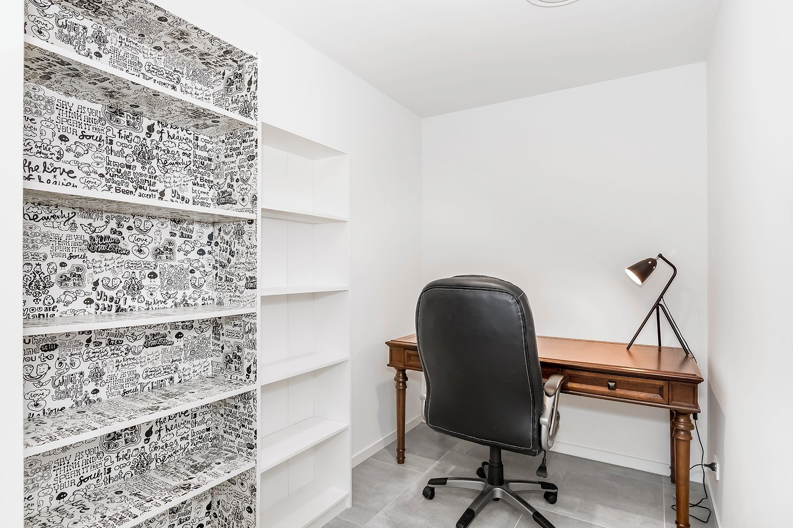 2302/397 Christine Avenue VARSITY LAKES 10