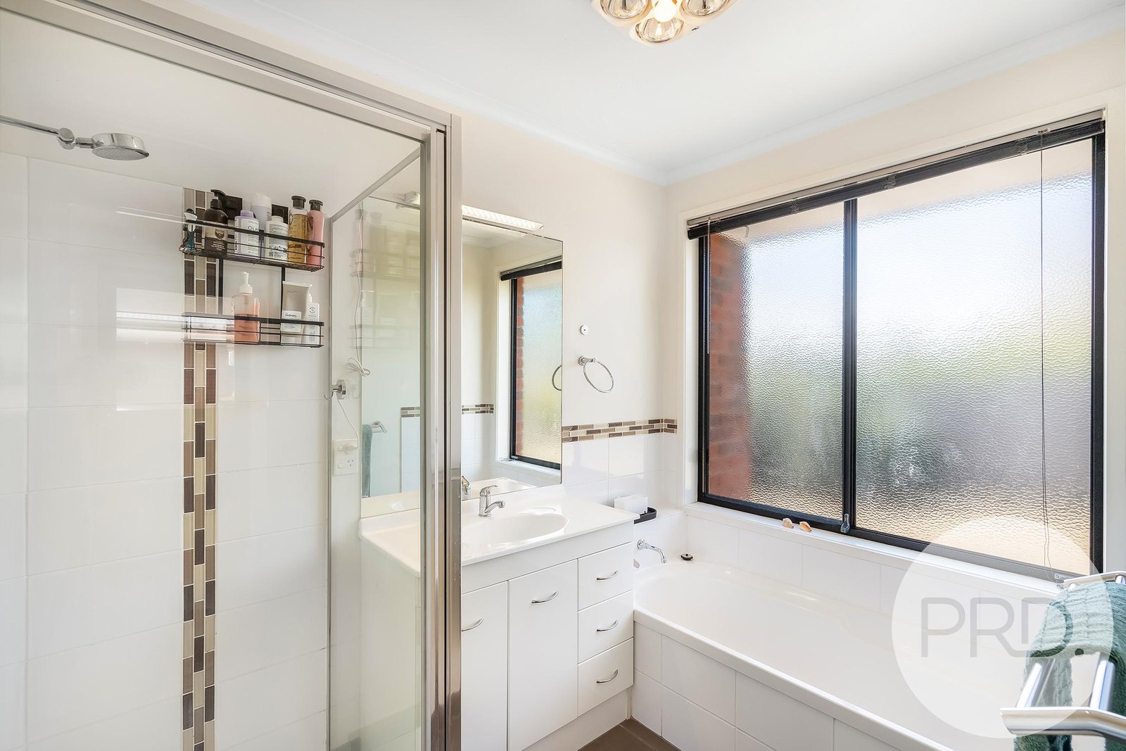 2/303 Main Road AUSTINS FERRY 11