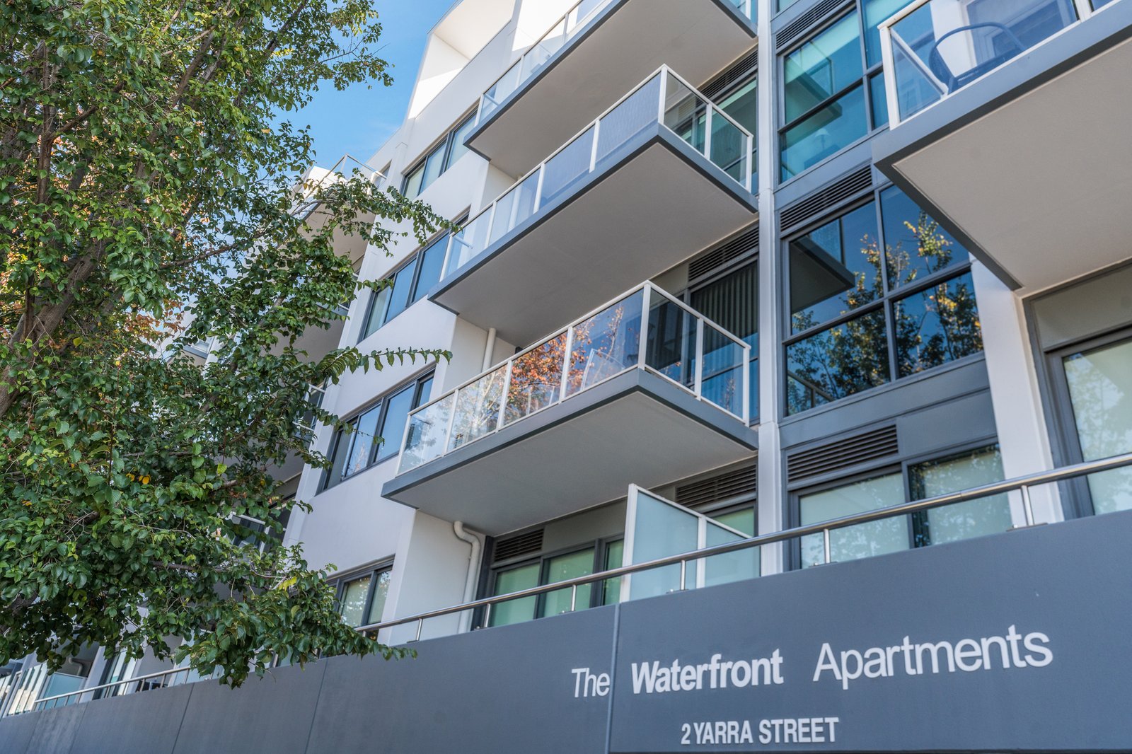 Gallery: 2303/2 Yarra Street