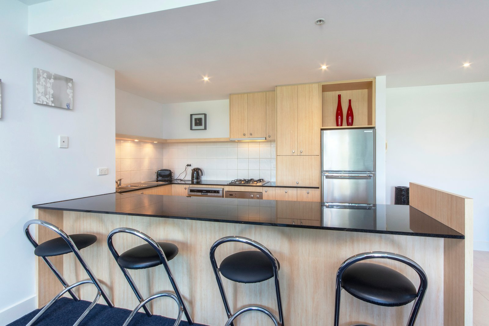 Gallery: 2303/2 Yarra Street