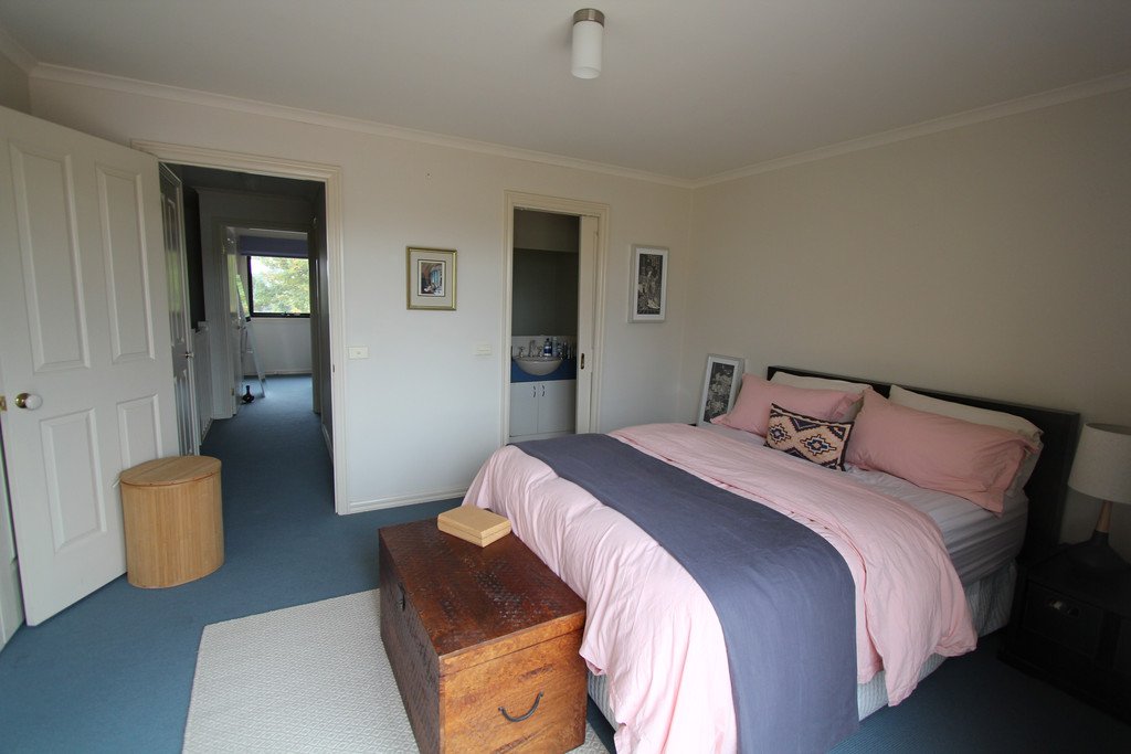 2/305 Pleasant Street South BALLARAT CENTRAL 8