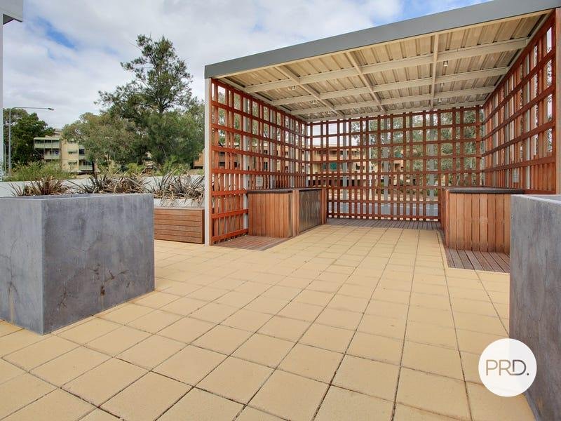230/60 College Street BELCONNEN 13