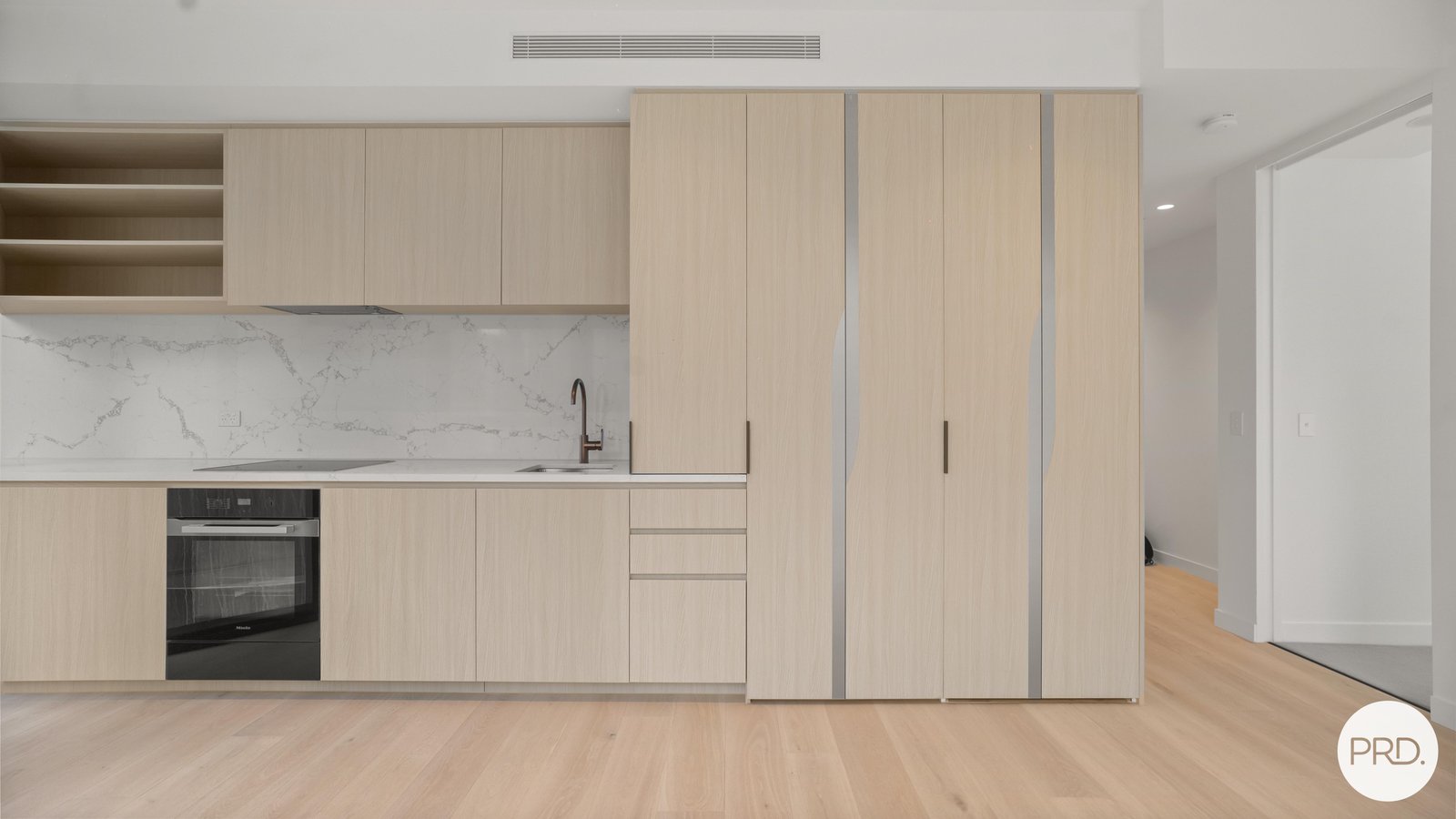 2306/63 La Trobe Street MELBOURNE 1