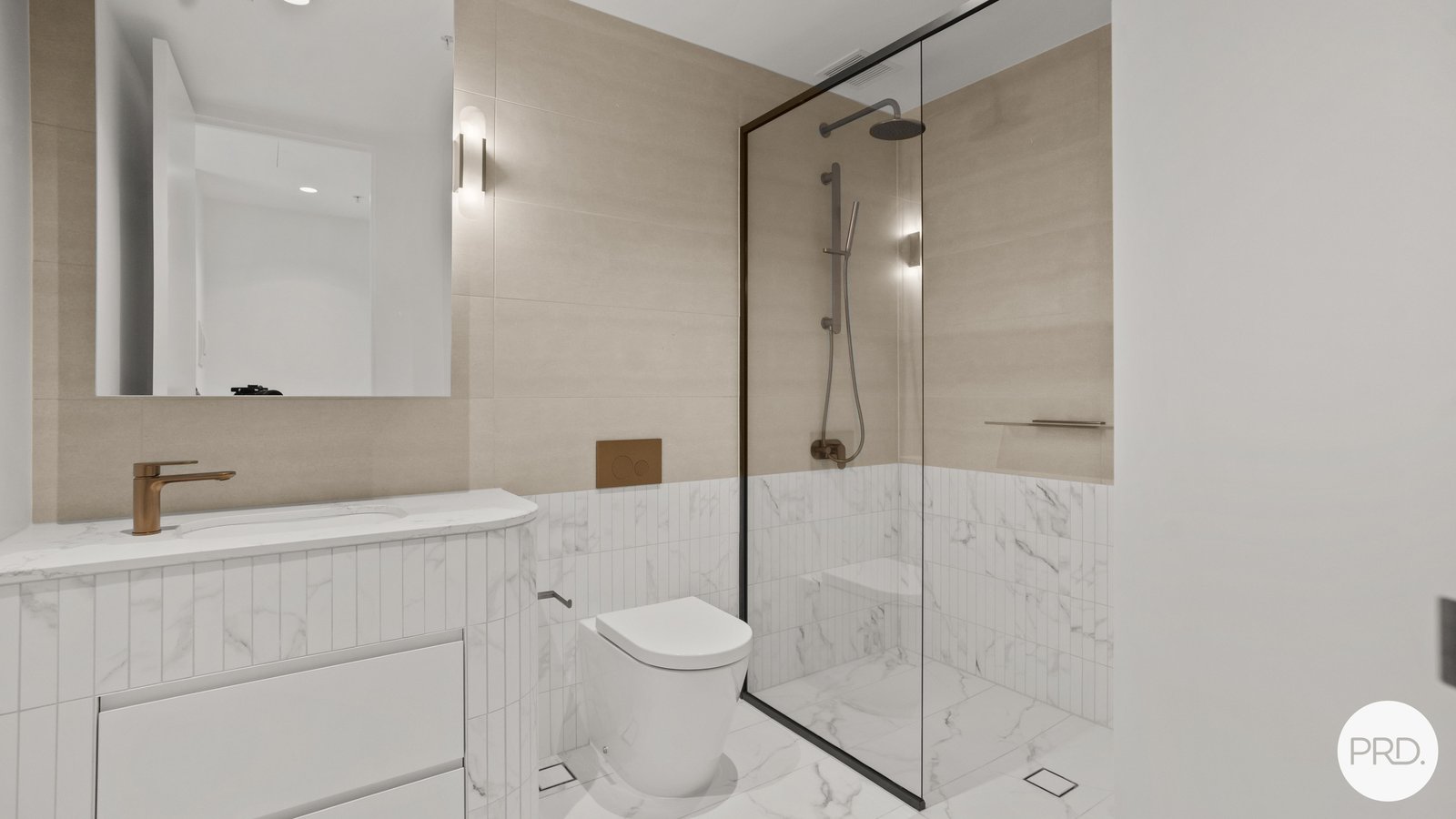 2306/63 La Trobe Street MELBOURNE 7