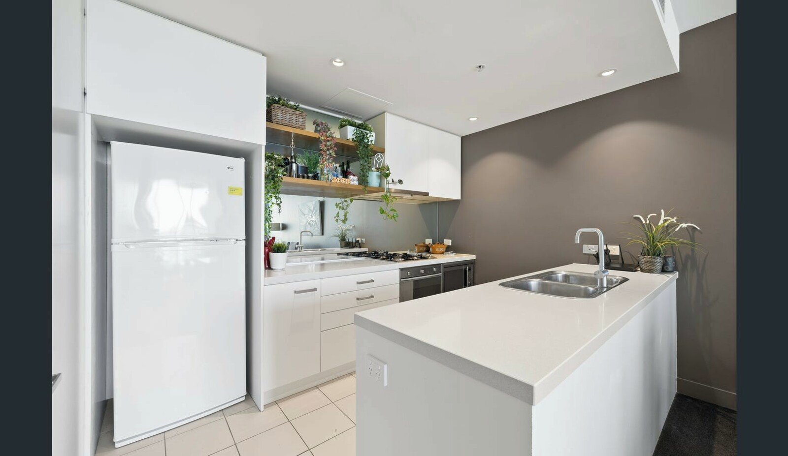 Gallery: 2308/1 Freshwater Place