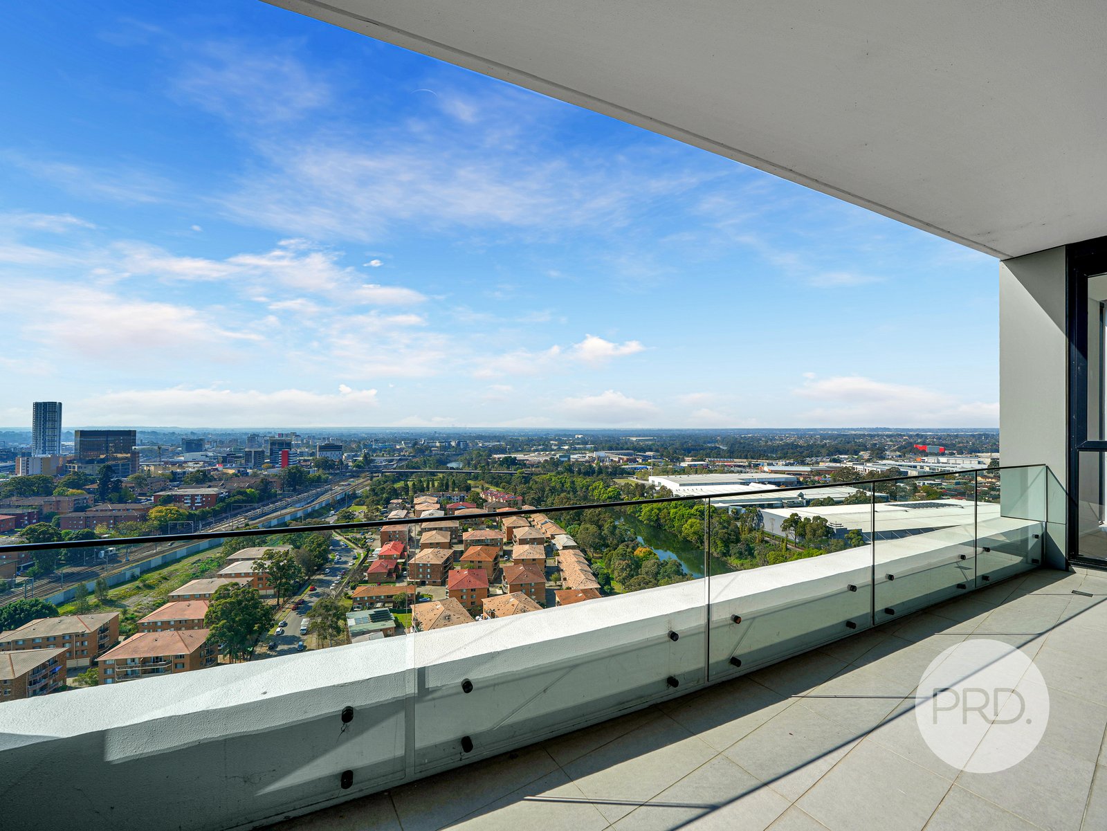 2308/6A Atkinson Street LIVERPOOL 4