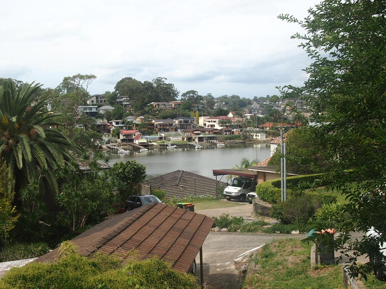 2/30A Russell Street OATLEY 1