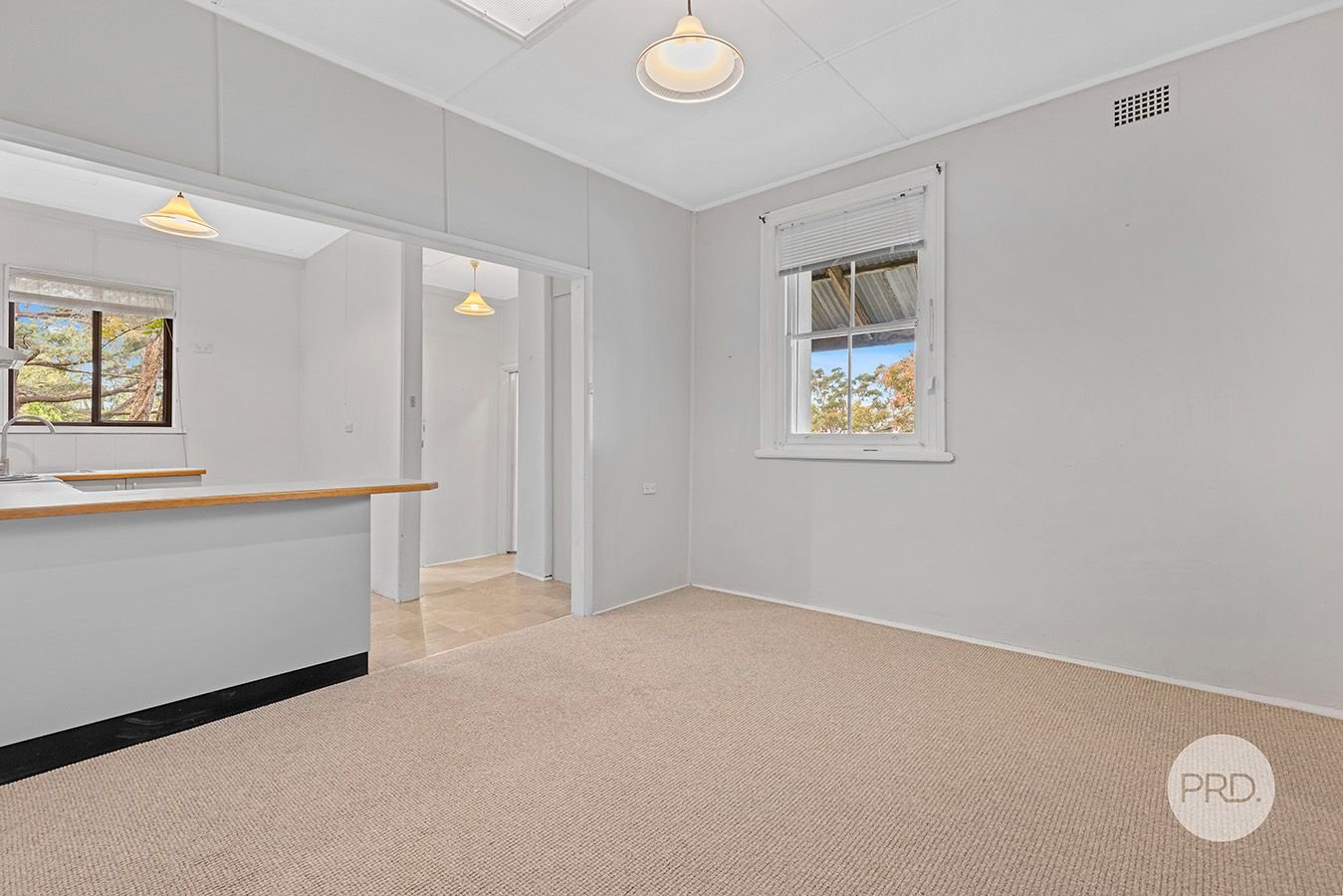 2/30A Russell Street OATLEY 2