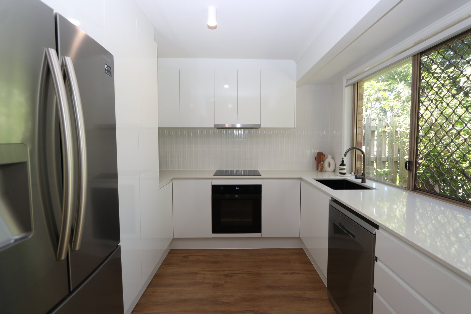 23/1-21 Golden Palms Court ASHMORE 5