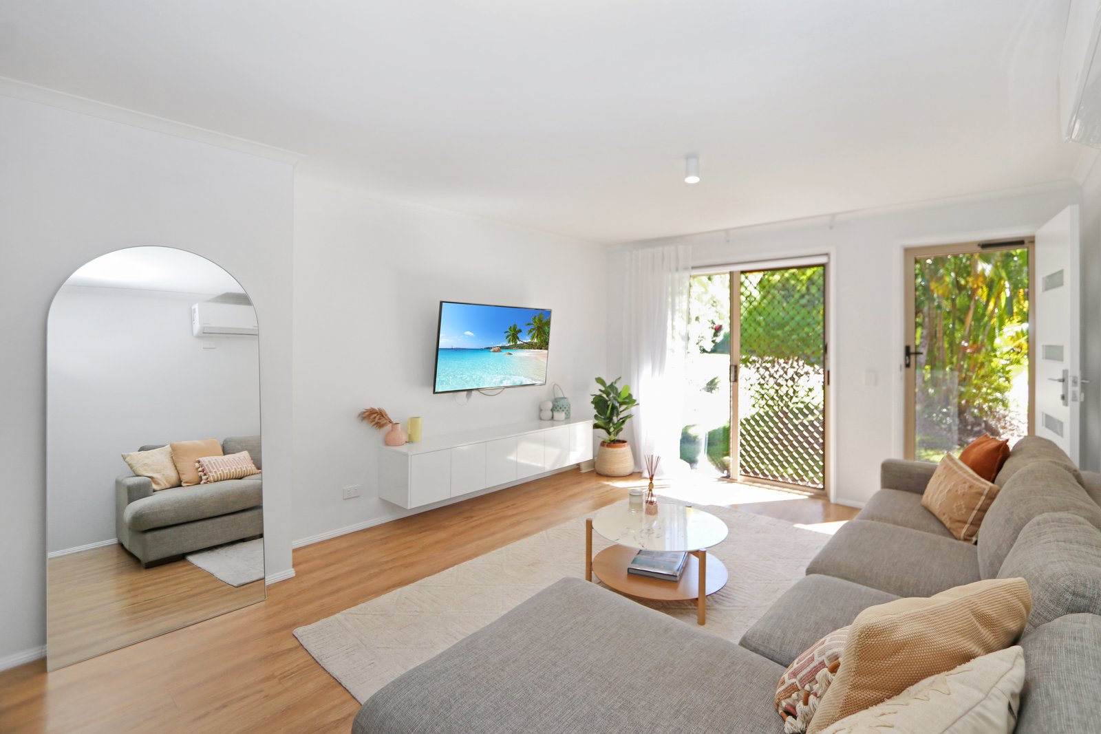 23/1-21 Golden Palms Court ASHMORE 1