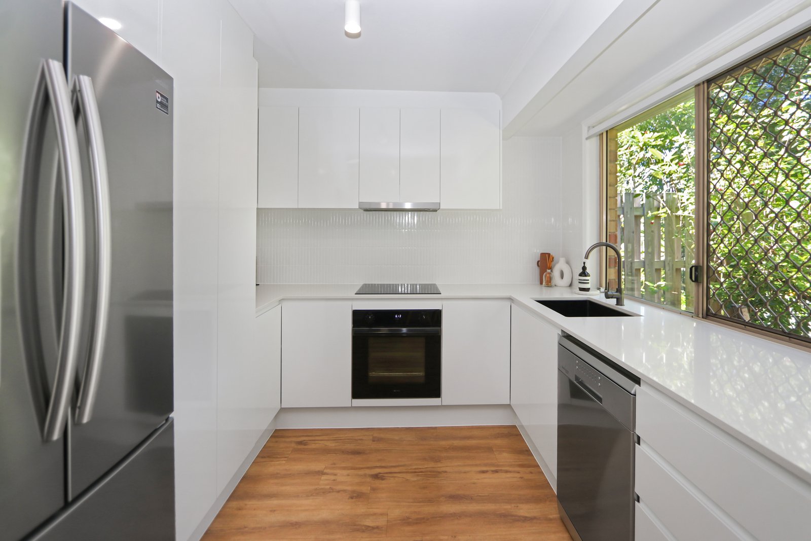 23/1-21 Golden Palms Court ASHMORE 6