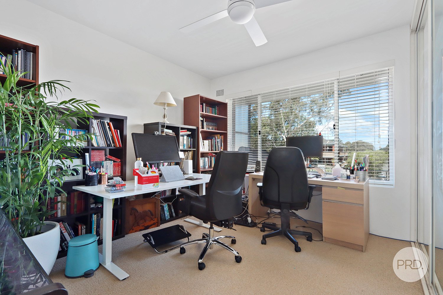 2/31-33 Wonoona Parade East  OATLEY 8