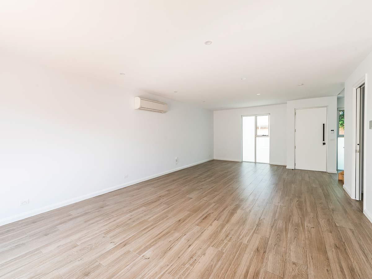 Gallery: 2/31 Bayview Crescent