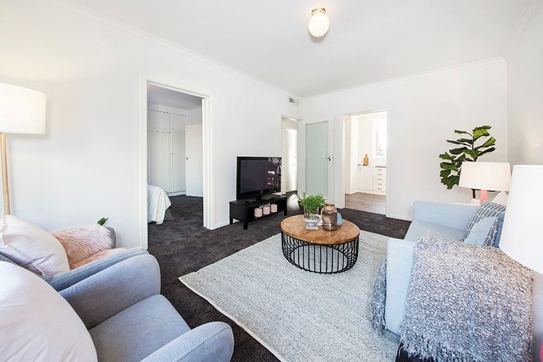 Gallery: 2/31 Beach Avenue