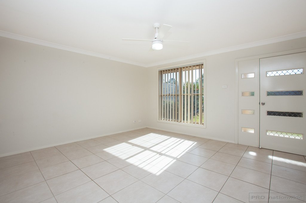 2/31 Broomfield Crescent SINGLETON 3