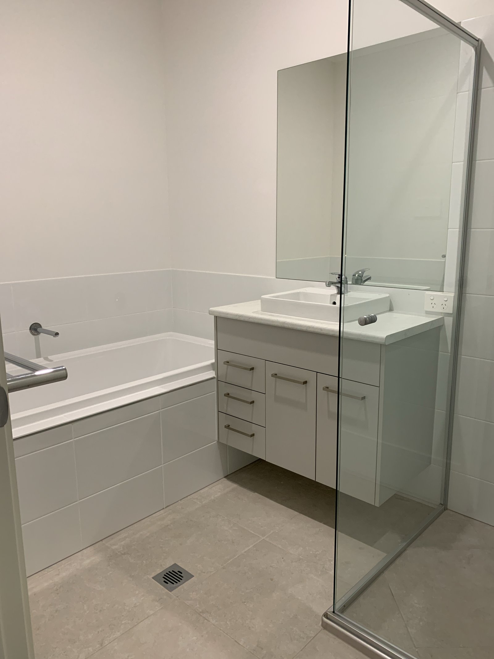 2/31 Crestwood Rd  Thornton 4