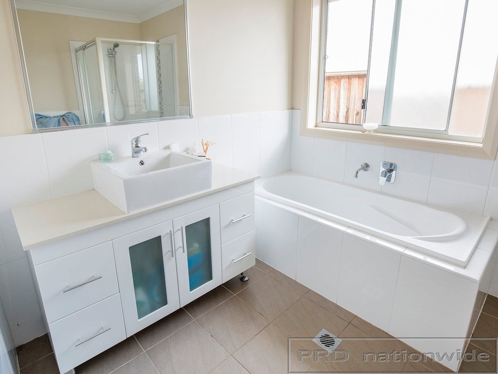 2/31 Dunnart Street ABERGLASSLYN 6