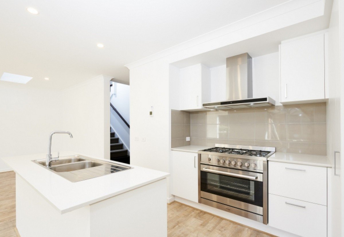 Real Estate and Property in 2/31 Elizabeth , Doncaster East, VIC