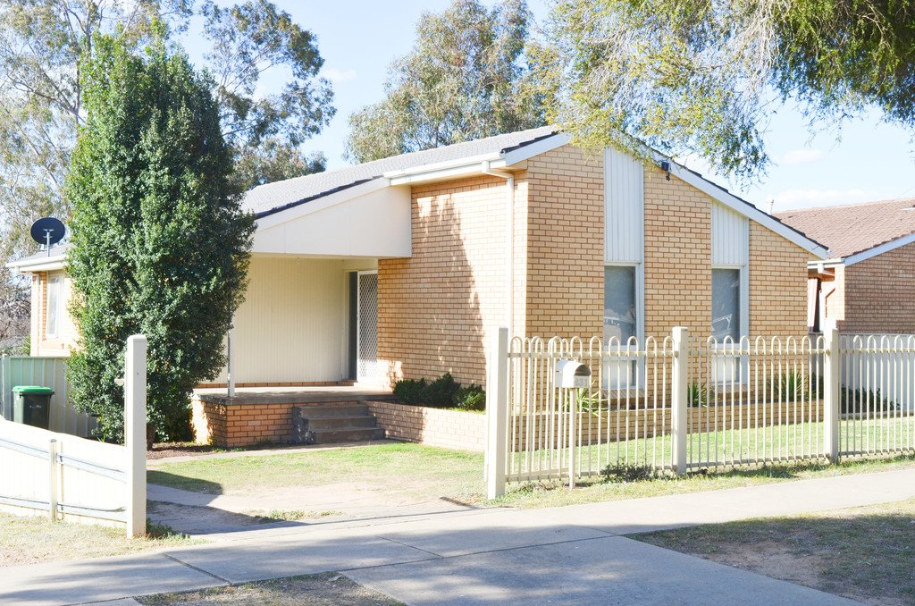 231 Fernleigh Road WAGGA WAGGA 1