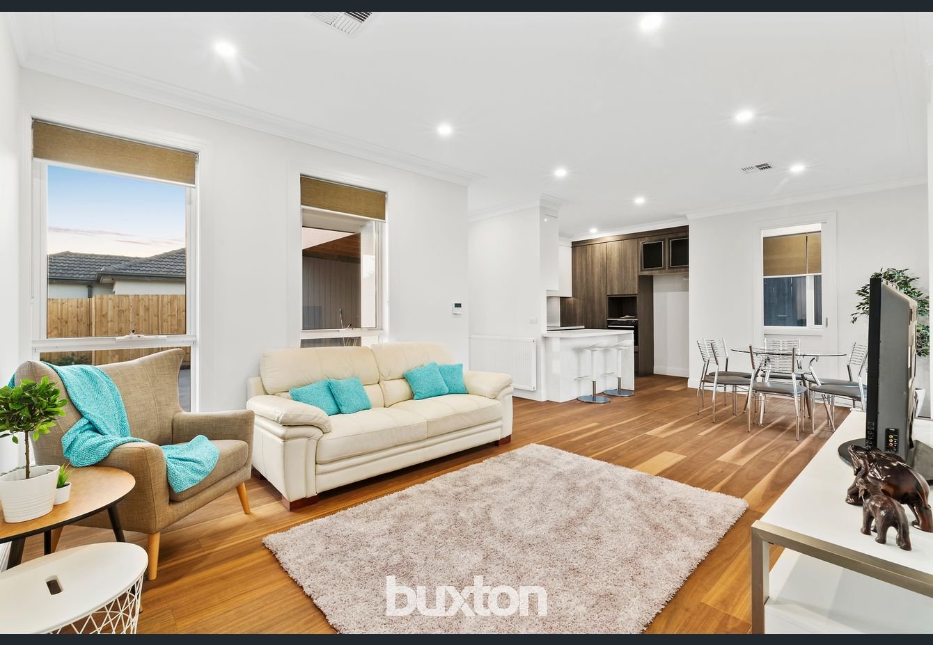 Gallery: 2/31 Hillside Street
