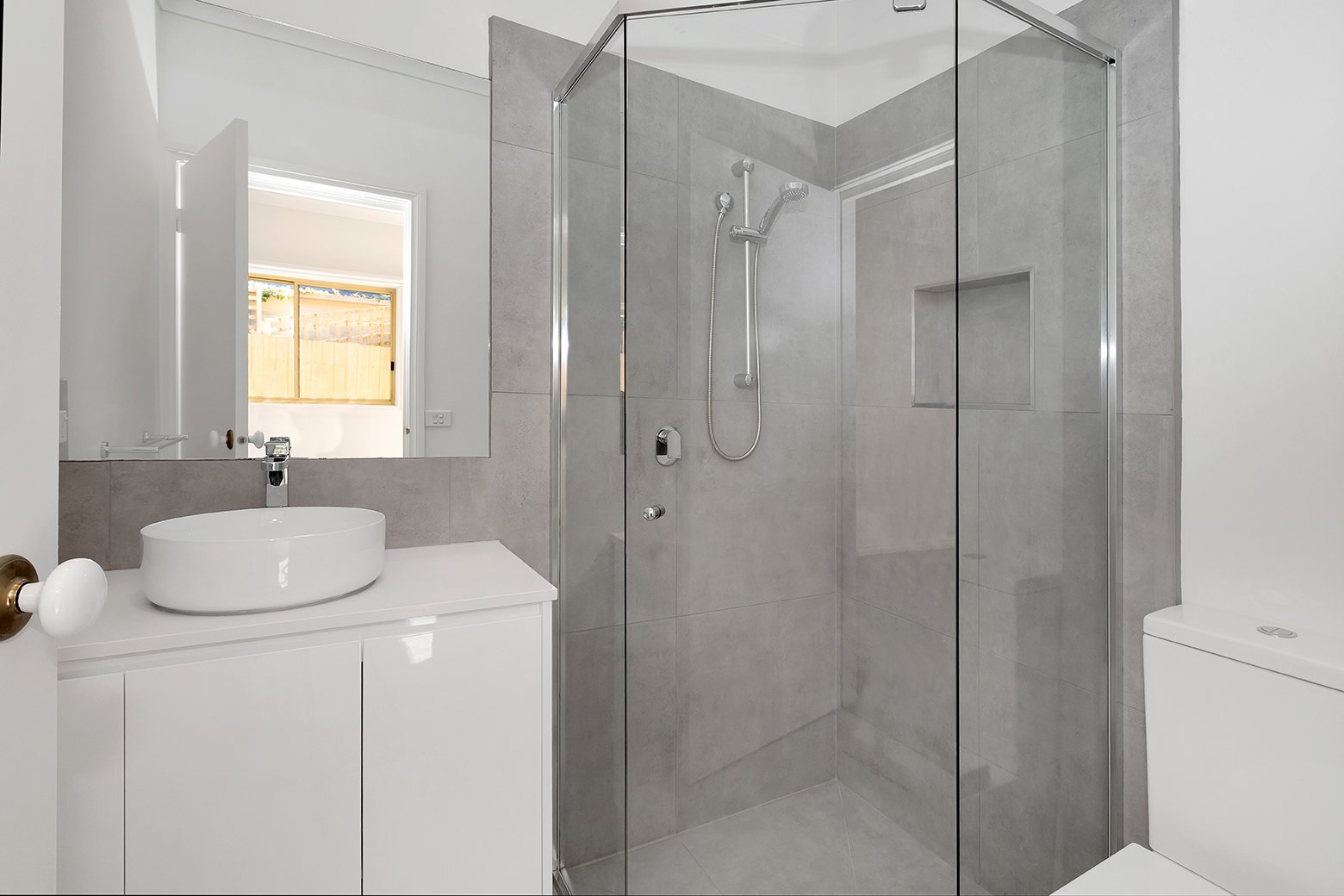 Real Estate and Property in 2/31 Latrobe Street, Caulfield South, VIC