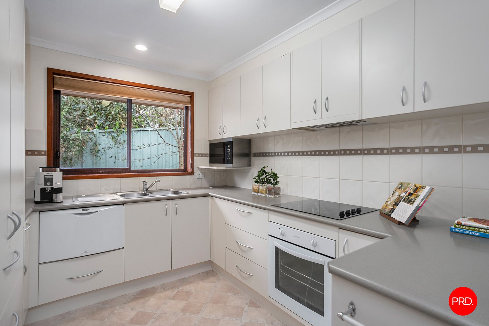 2/31 Mafeking Street South KENNINGTON 5
