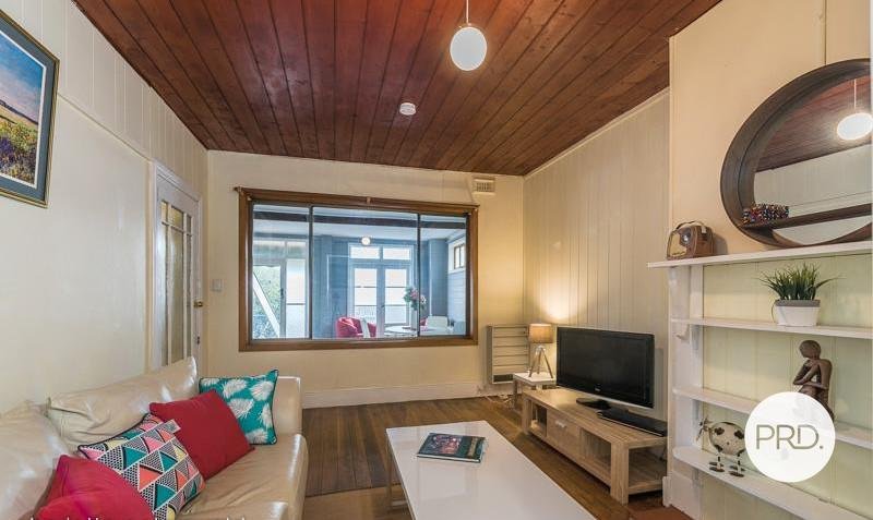 2/31 Mellifont Street WEST HOBART 2