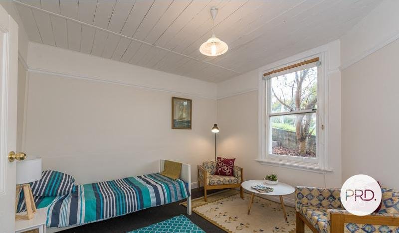 2/31 Mellifont Street WEST HOBART 5