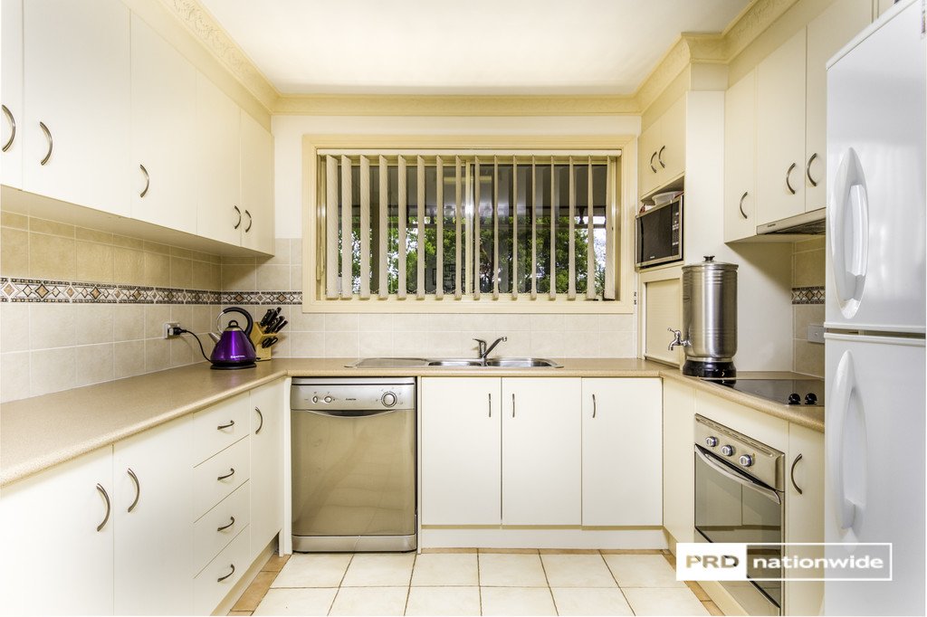 2/31 Nancy Street TAMWORTH 6