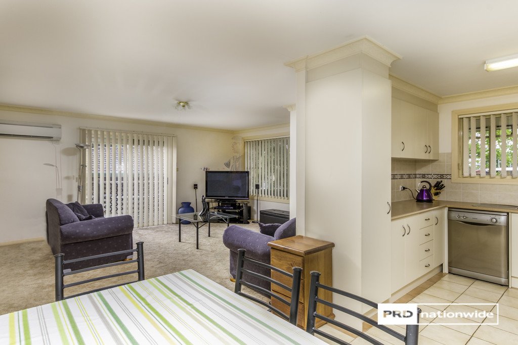 2/31 Nancy Street TAMWORTH 7